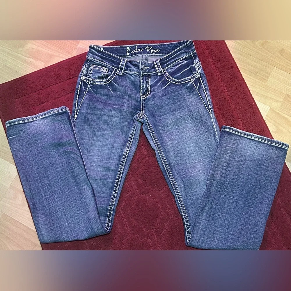 🌟🌟EUC🌟🌟 ROSE BOOT CUT SIZE 26/34 Classic Woman’s Blue Jeans - Picture 4 of 13